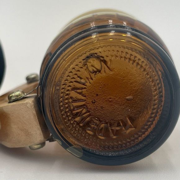 Vintage Six Flags Over Texas Barrel Mug Salt and Pepper Shaker Set - Picture 10 of 16